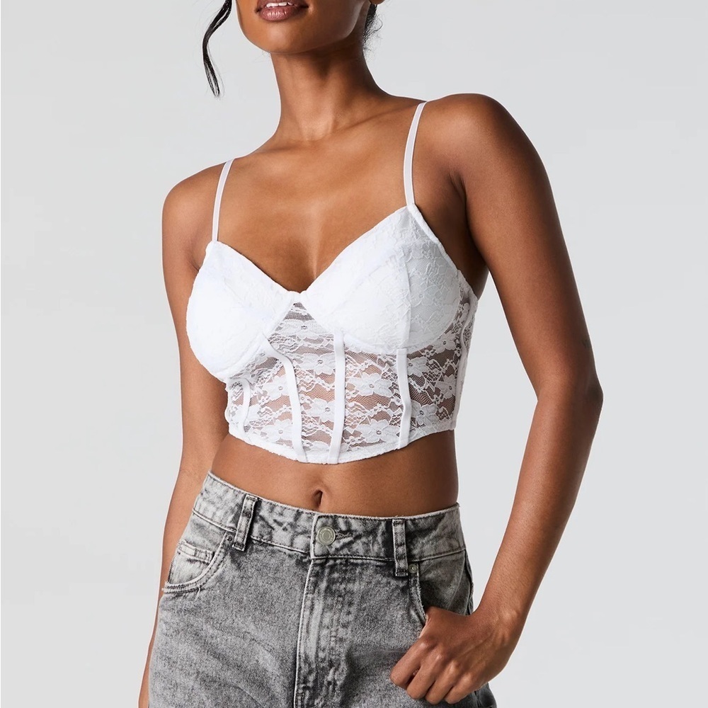 URBAN PLANET | White Lace Cropped Corset Size Large